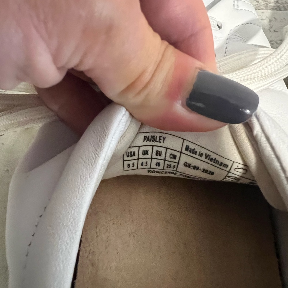 Vionic women’s sneakers - Picture 4 of 7
